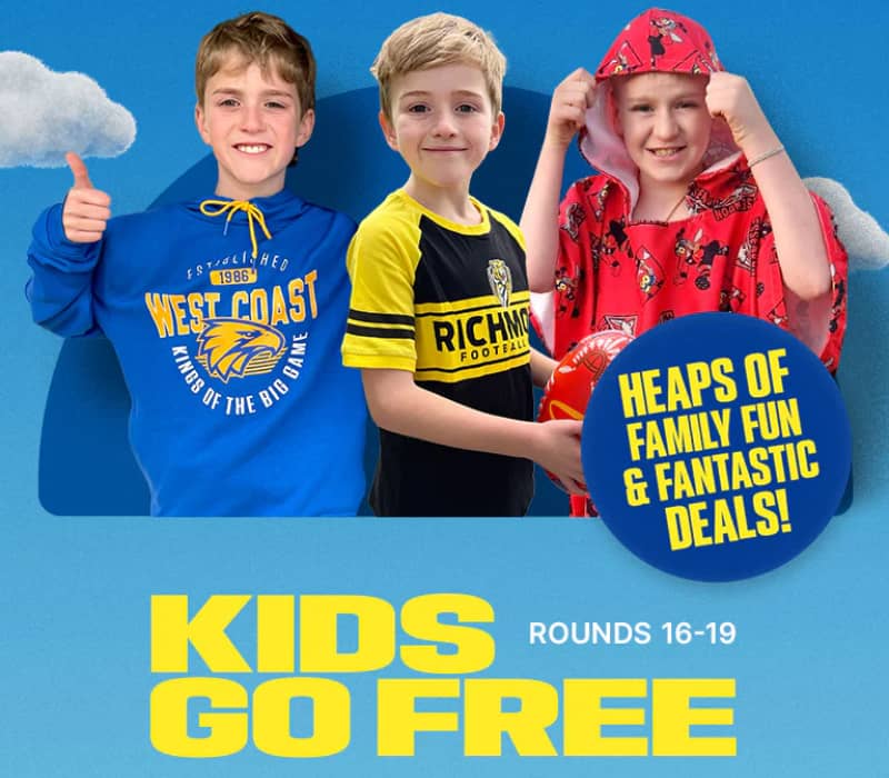 Melbourne and North Melbourne AFL Game