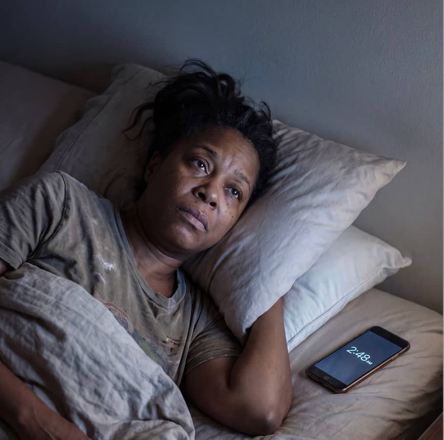 Mujer menopausia con insomnio