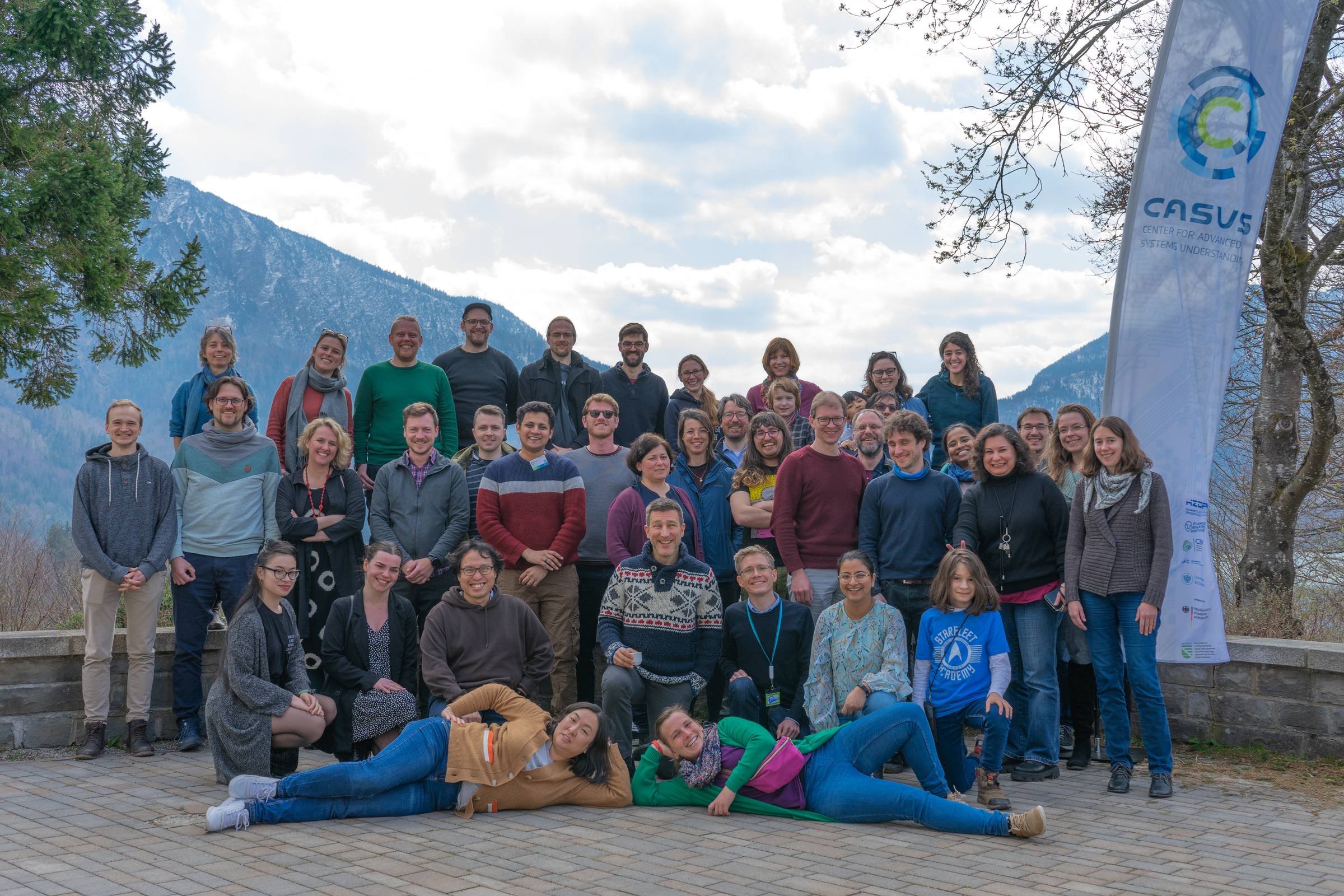 Group photo of the participants