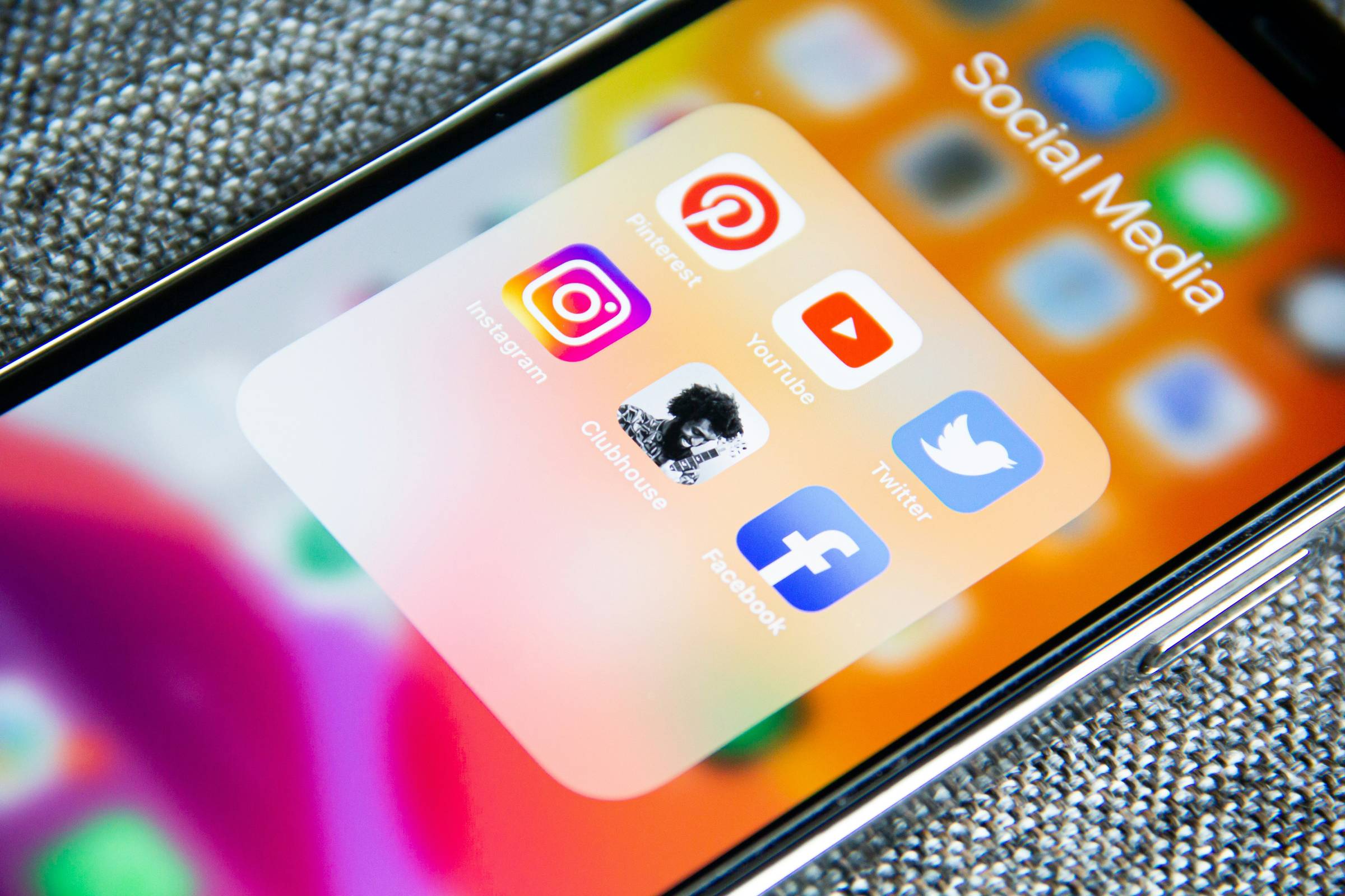 Choosing the Right Platforms for Your Media Plan