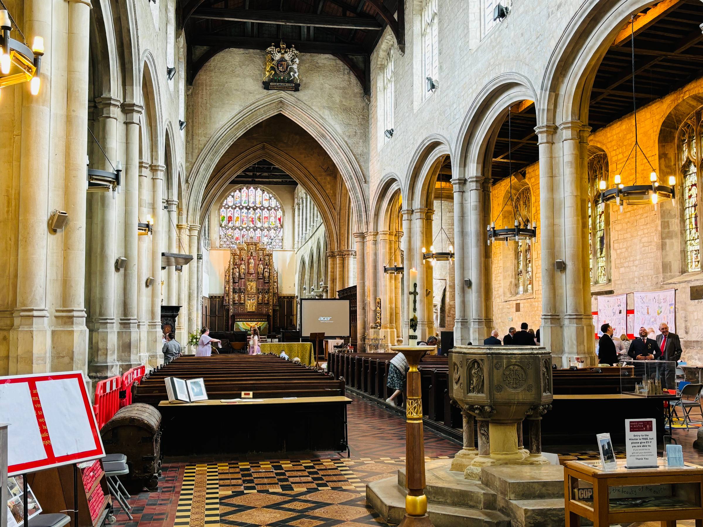 interior of Kings Lynn Minster norman church