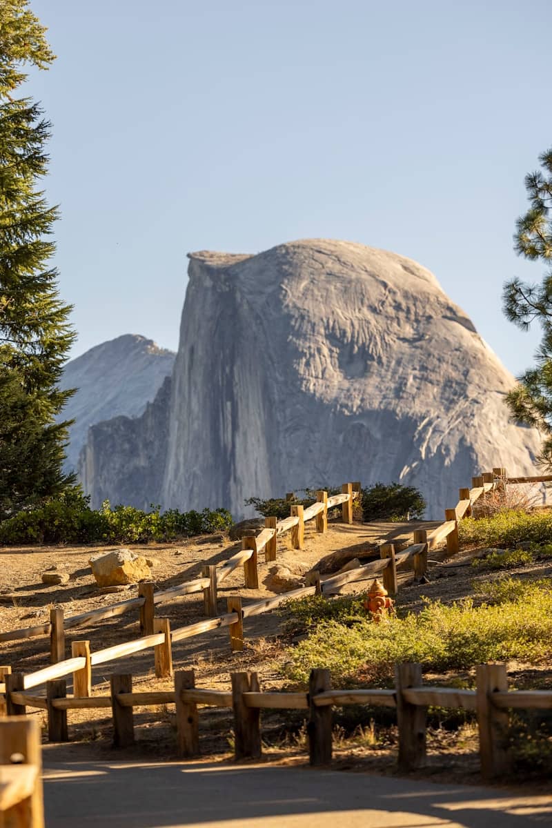 Half dome mountain in yosemite national park.