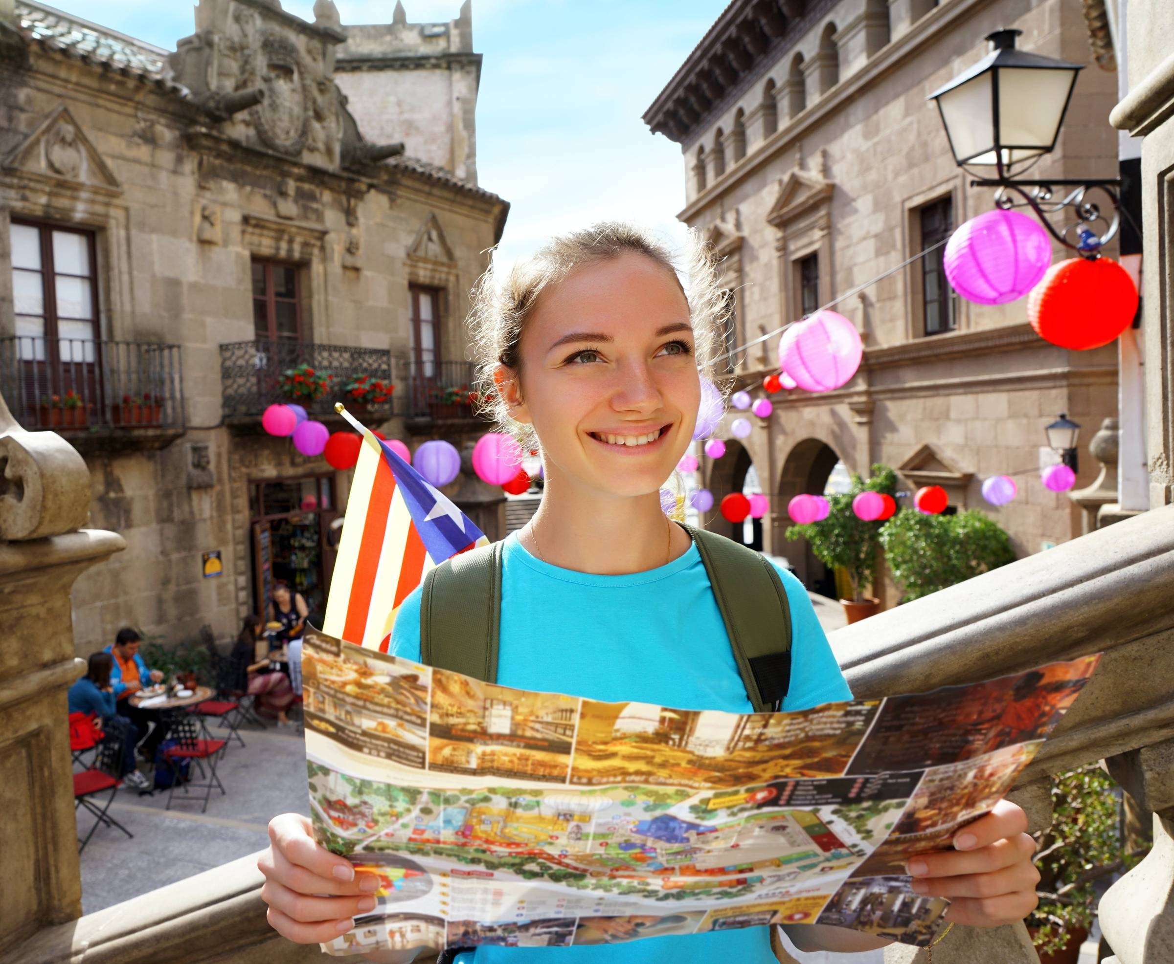 Jaw Dropping Student Style & Travel Adventure! - 5e0g1gh