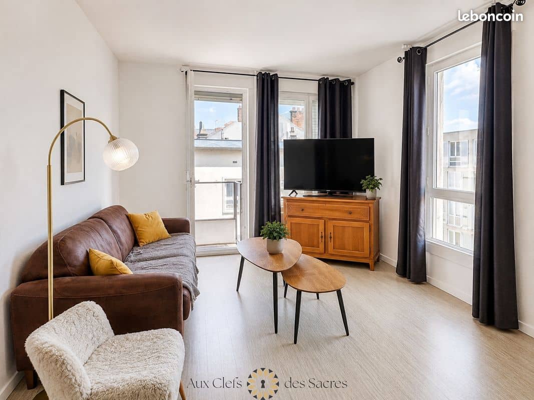 Furnished apartment near Place Royale, Reims