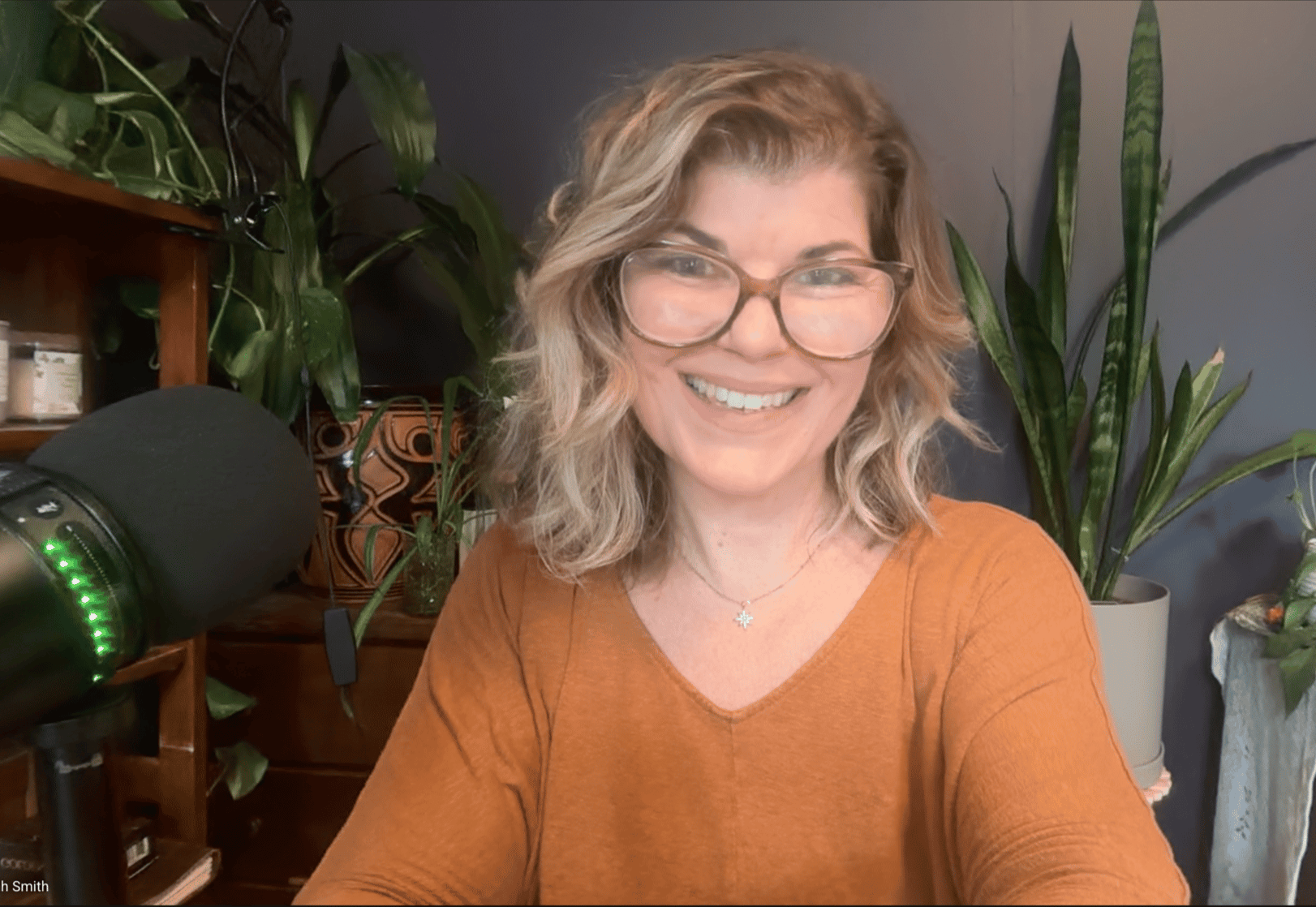 Business strategist Deborah C. Smith is the host of the Mindset to Market Podcast, sharing practical tools for business growth and online marketing.