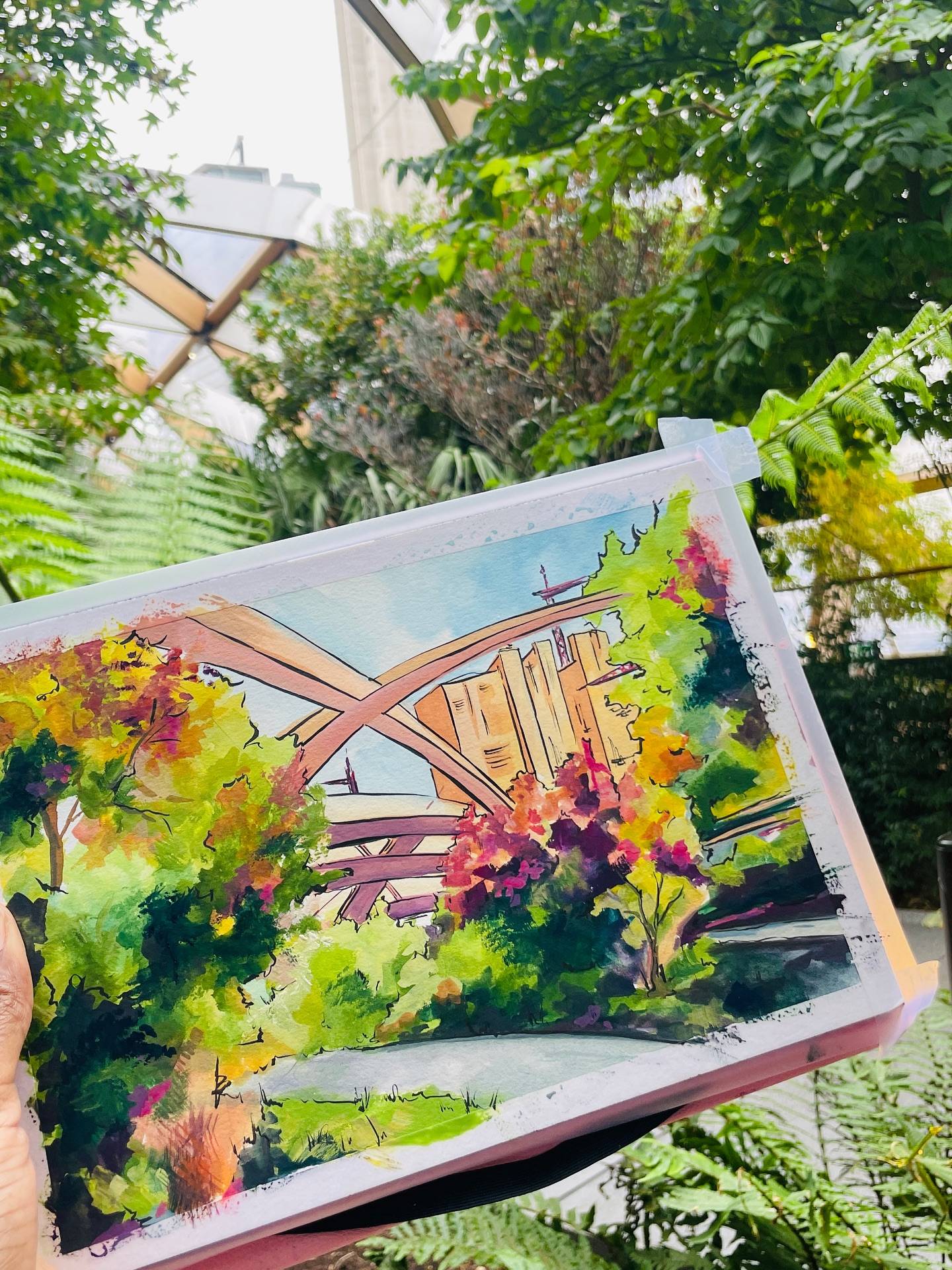 I had such a lovely time Urban sketching with @ohn_mar_win @olibass_sketches @vesta_paints  @urbansketcherslondon 

Created with gouache and @penteluk brush pen. I took a few pictures before adding ink in case I “ruined” It but I really like the final results! ❤️