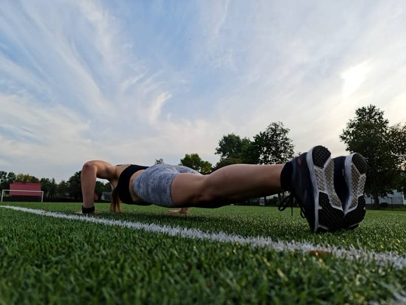 woman doing a pushup