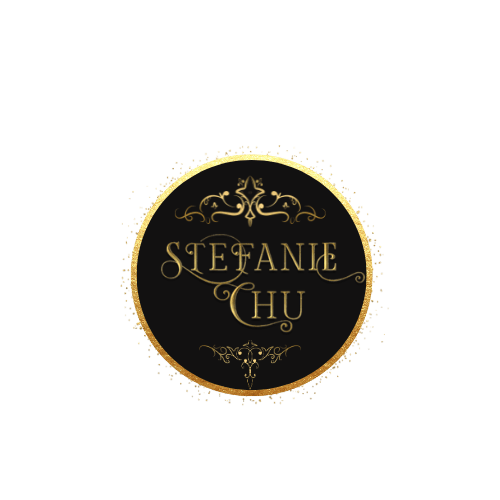 I’m Stefanie Chu, and I write story-driven speculative fantasy with complex characters. 