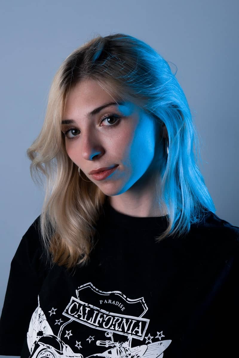 woman in black crew neck shirt