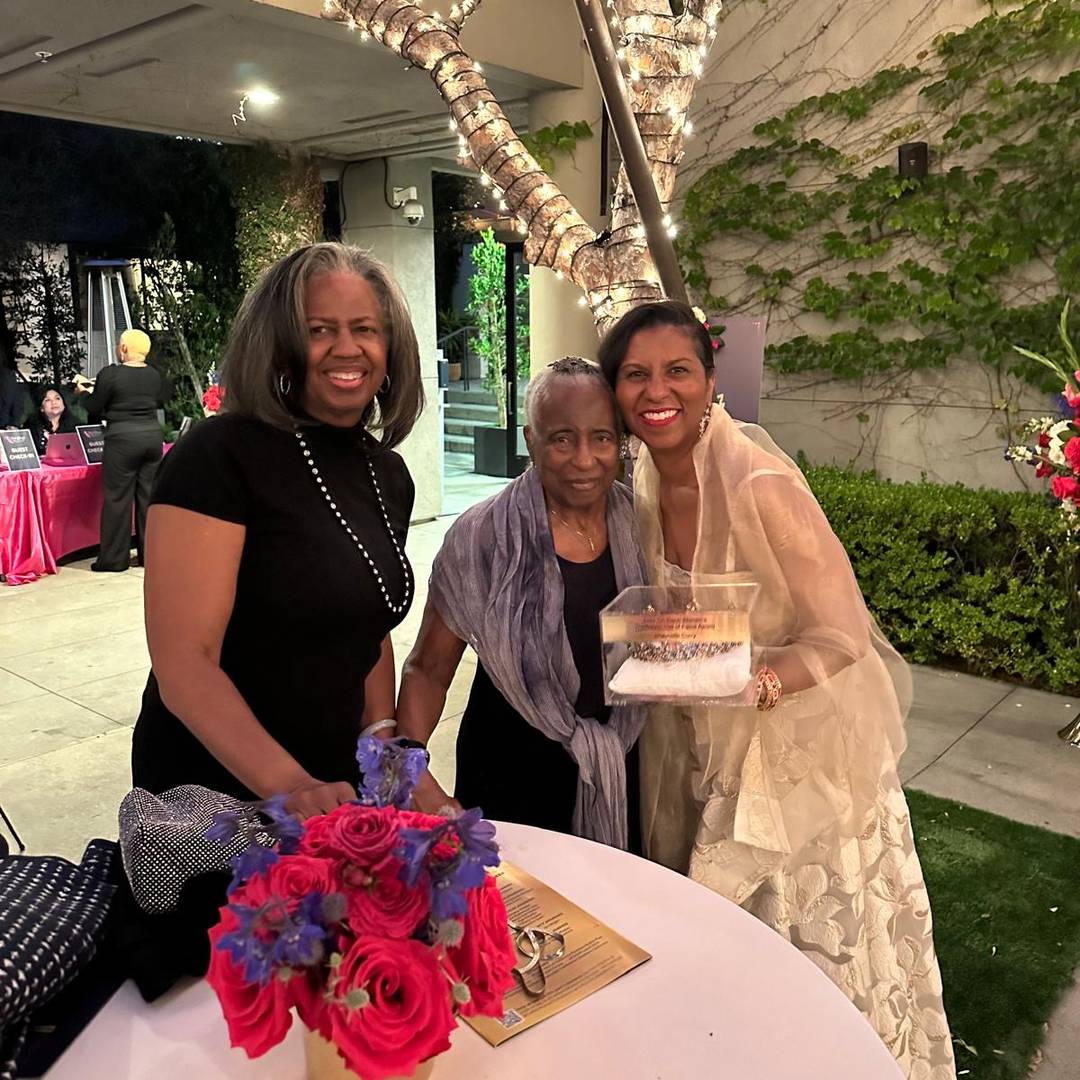 Shaunelle with Dr. Yolanda Gorman and her mom, Marva Bell.