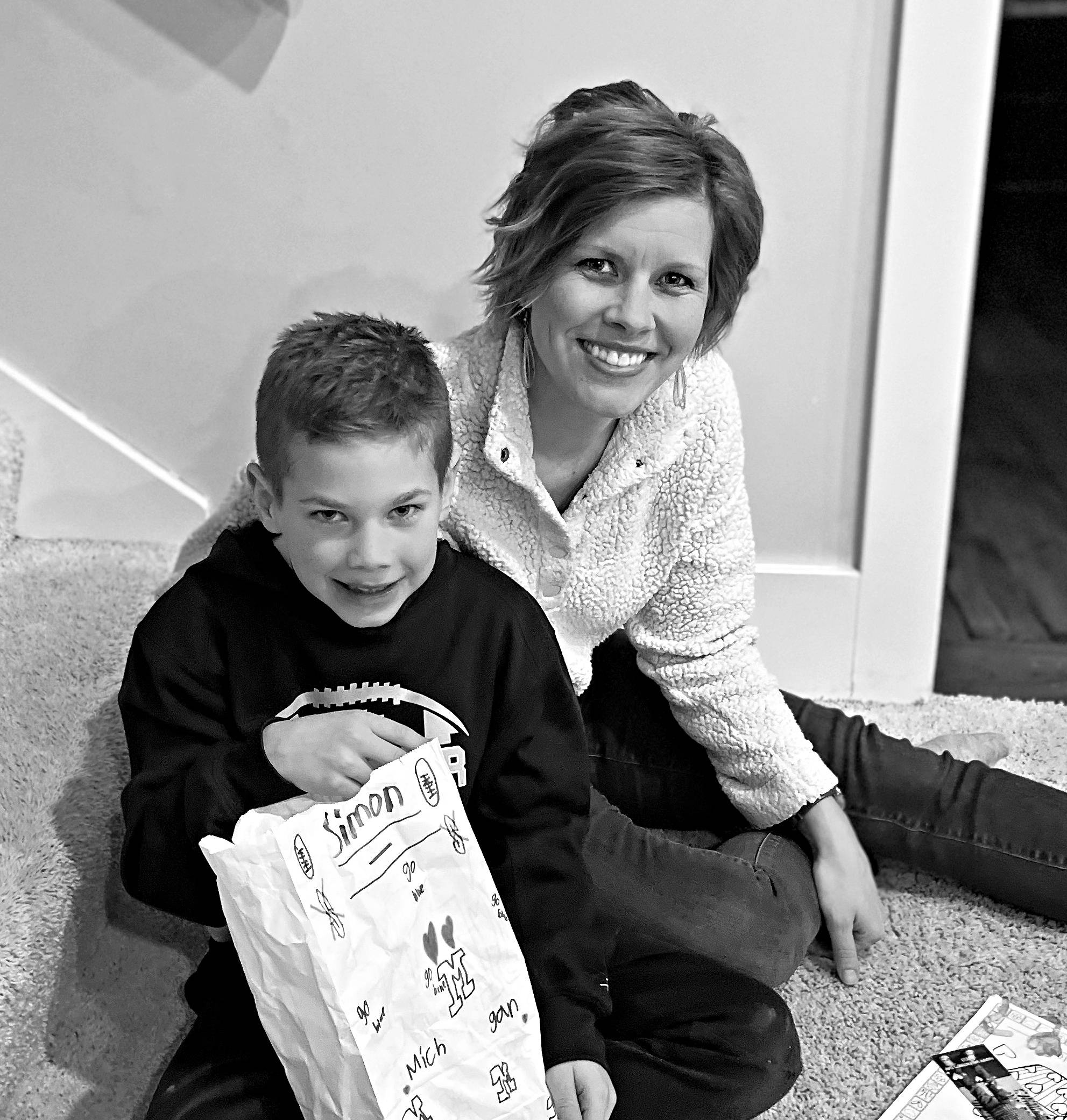 mom and simon