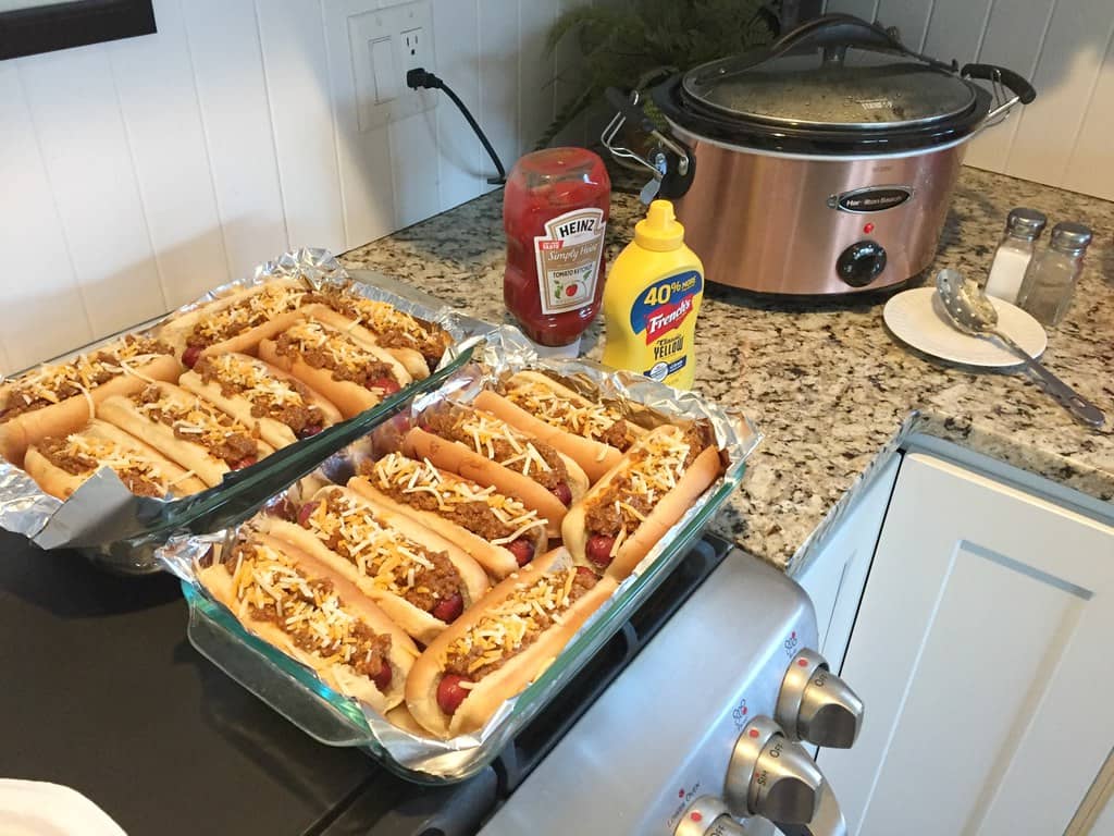 chili cheese dogs