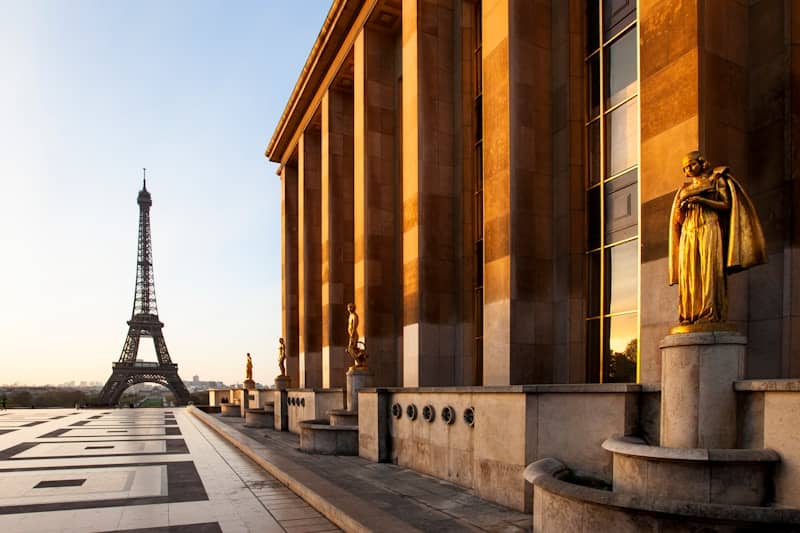 House sitting in Europe - how to go to Paris and more