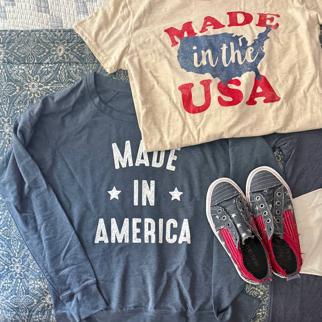 4th of July t-shirts, sneakers and Vera Bradley bag