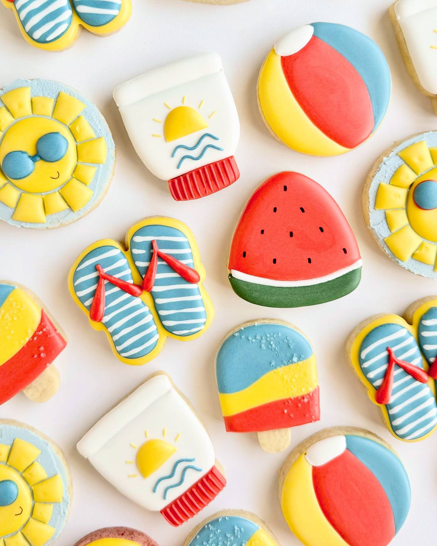 It’s the first day of summer! ☀️🏖️

…and I’m officially over it. (Mild temps, I miss you 🫶🏼)

However you’re staying cool during these 100 degree days, remember to regularly hydrate and apply that sunscreen!