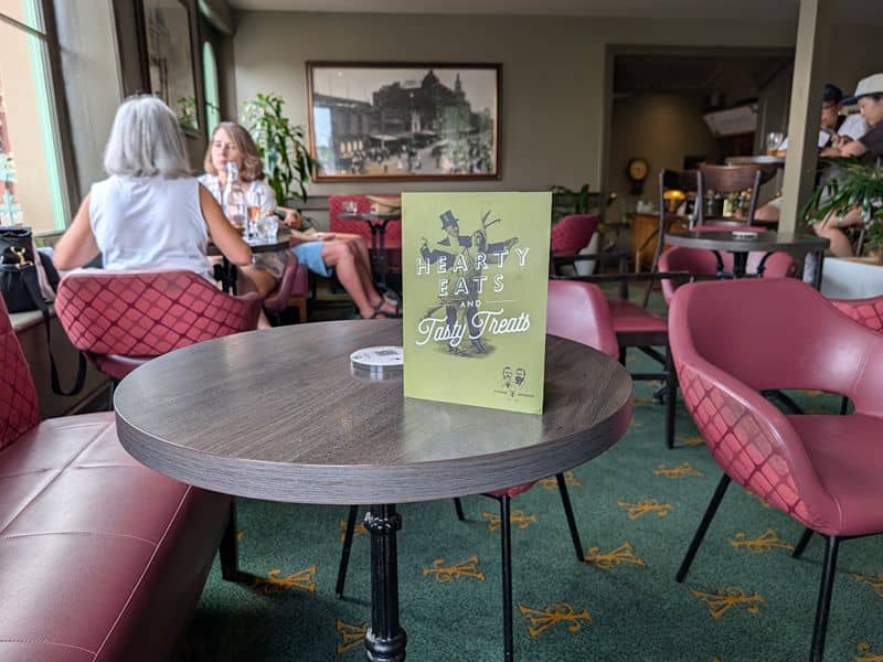 Quiet restaurants