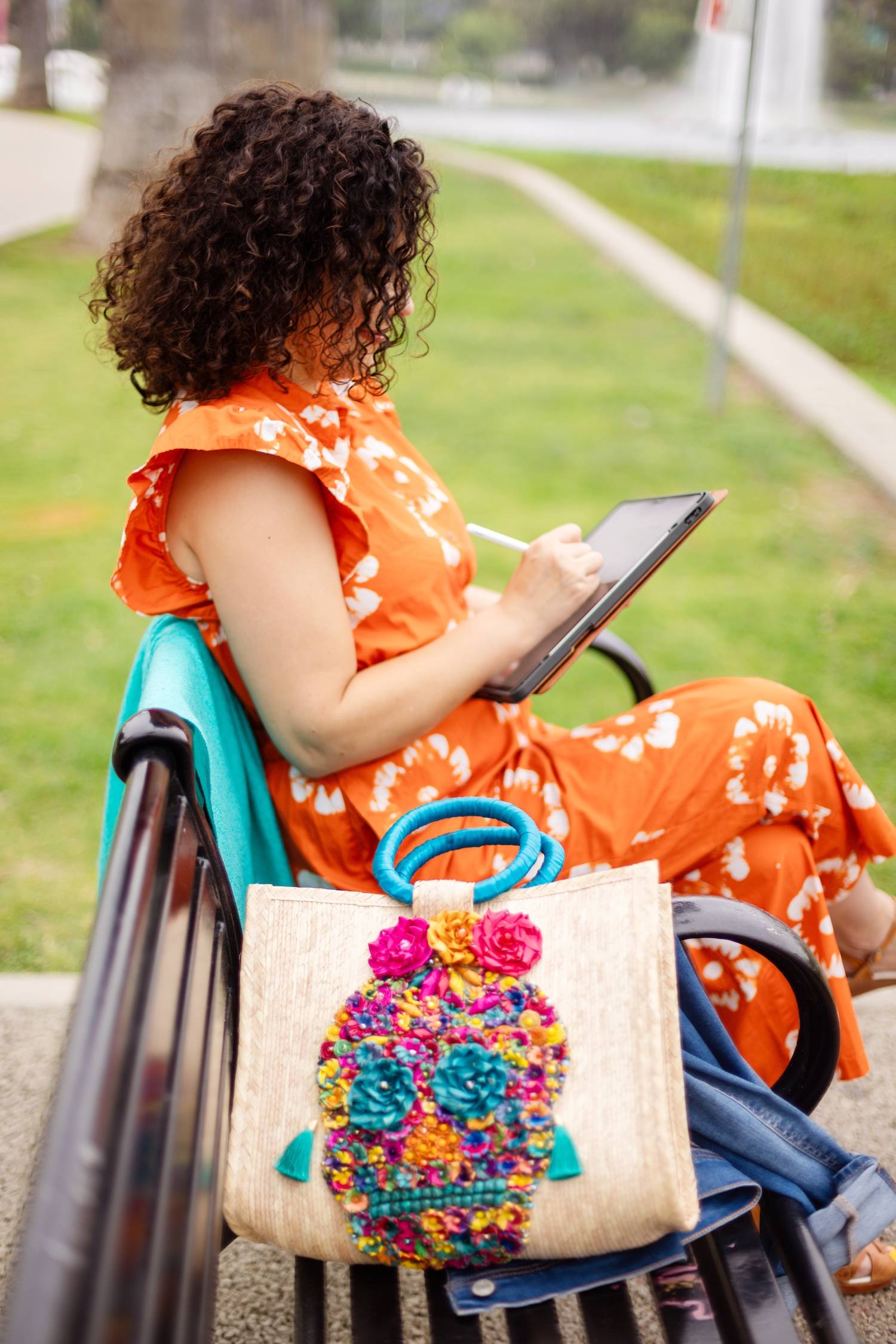 Join my 1:1 coaching to boost your financial growth and self-care. Apply by June 30th for a bonus gift!