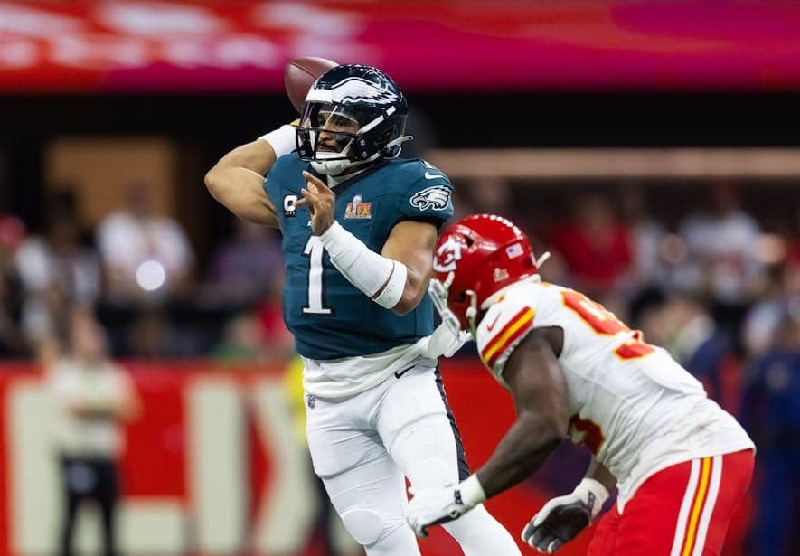 2025 Fantasy Draft Strategy Guide: Quarterbacks