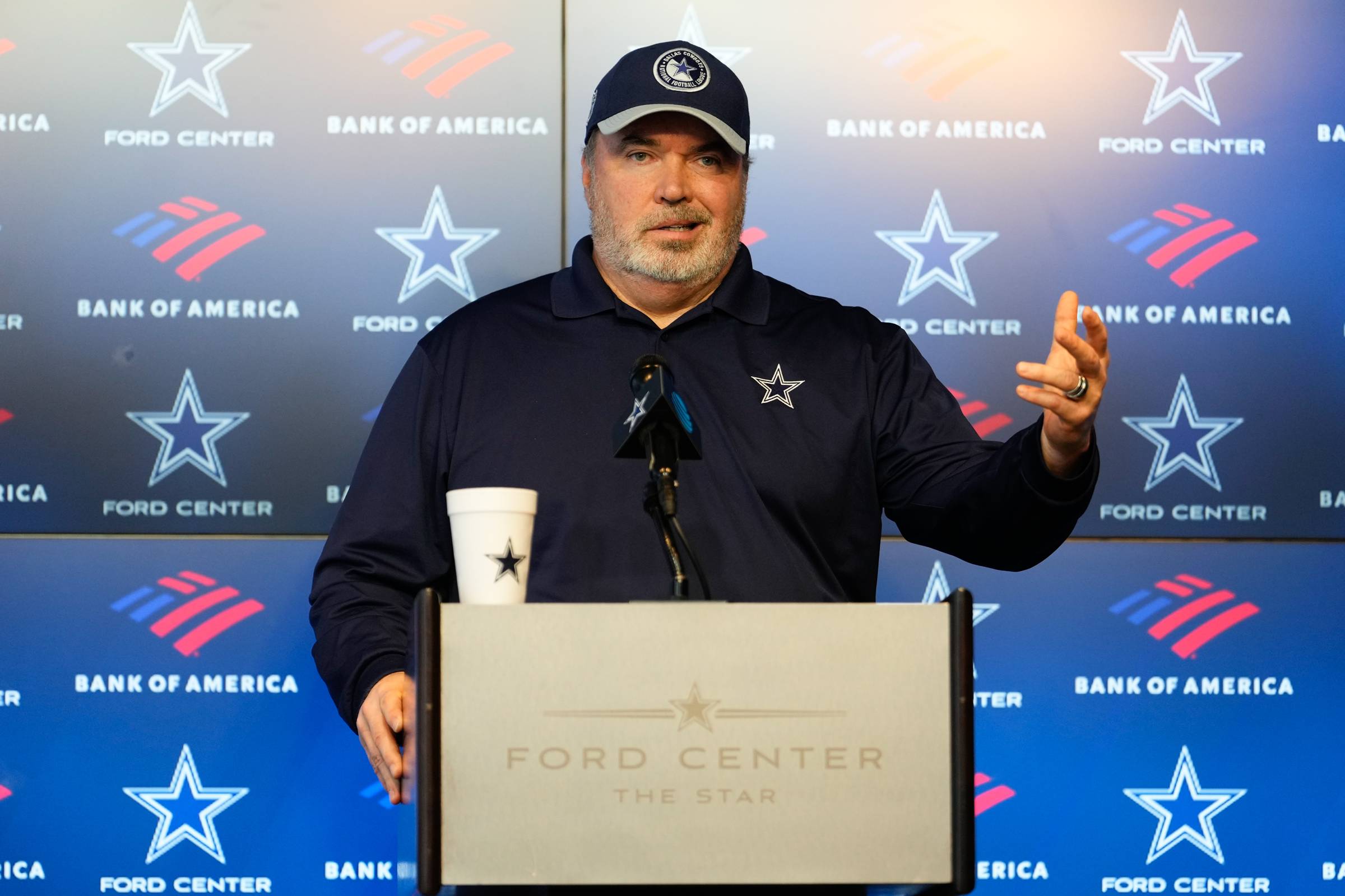 © Chris Jones-Imagn Images = Mike McCarthy