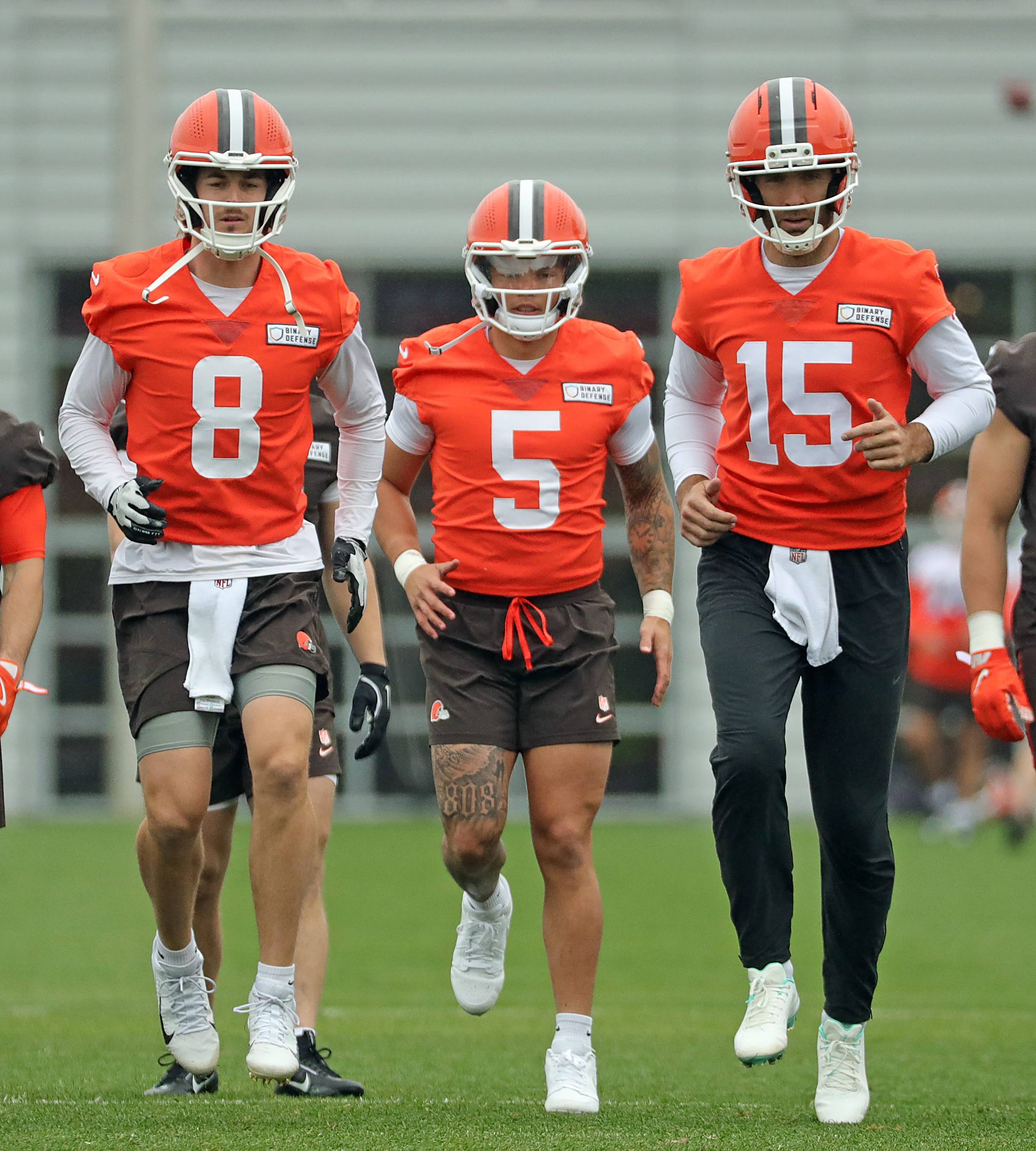 © Jeff Lange / USA TODAY NETWORK via Imagn Images - Kenny Pickett, Dillon Gabriel, Joe Flacco