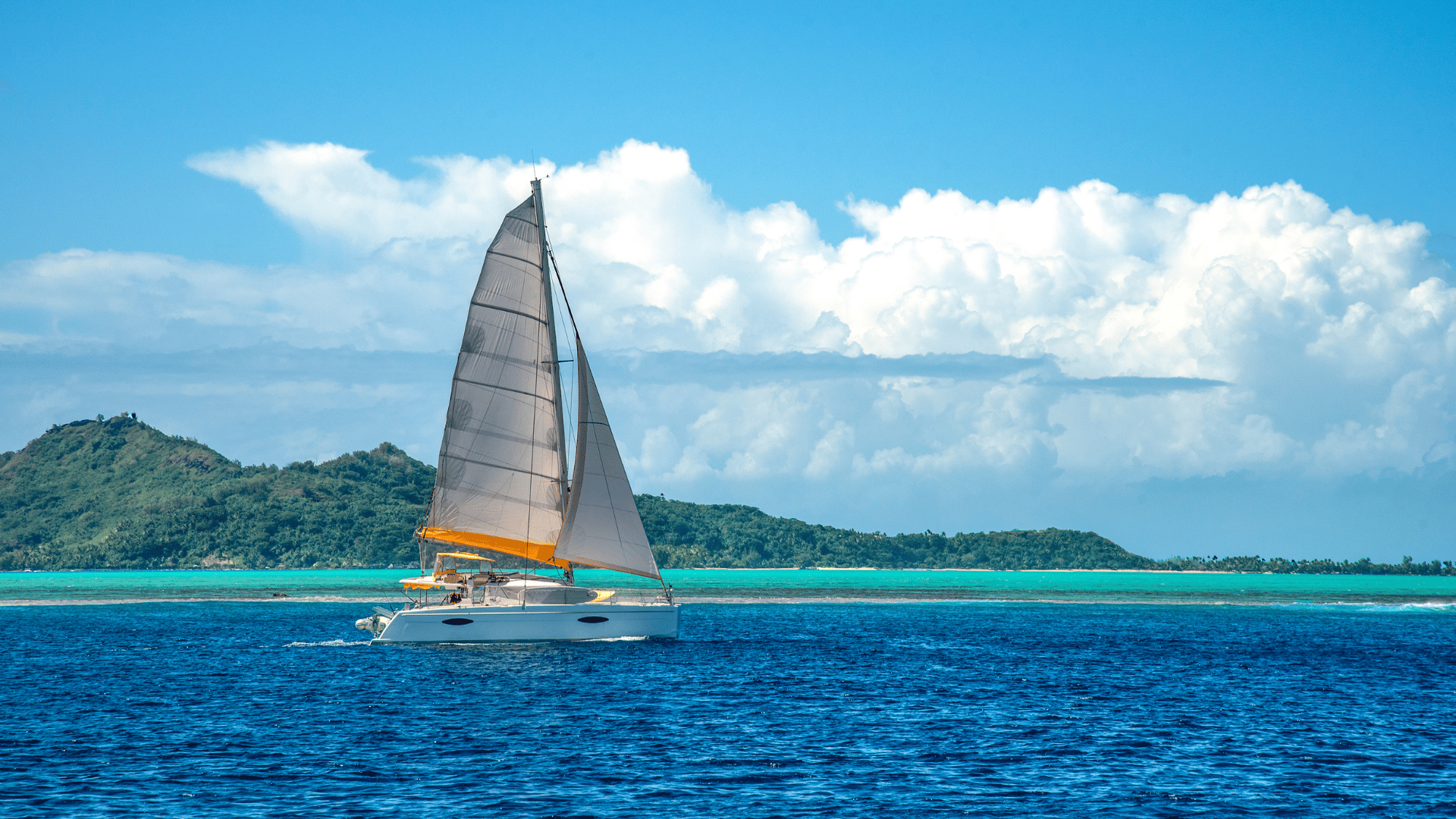 Sailing in Bora Bora, Tahiti