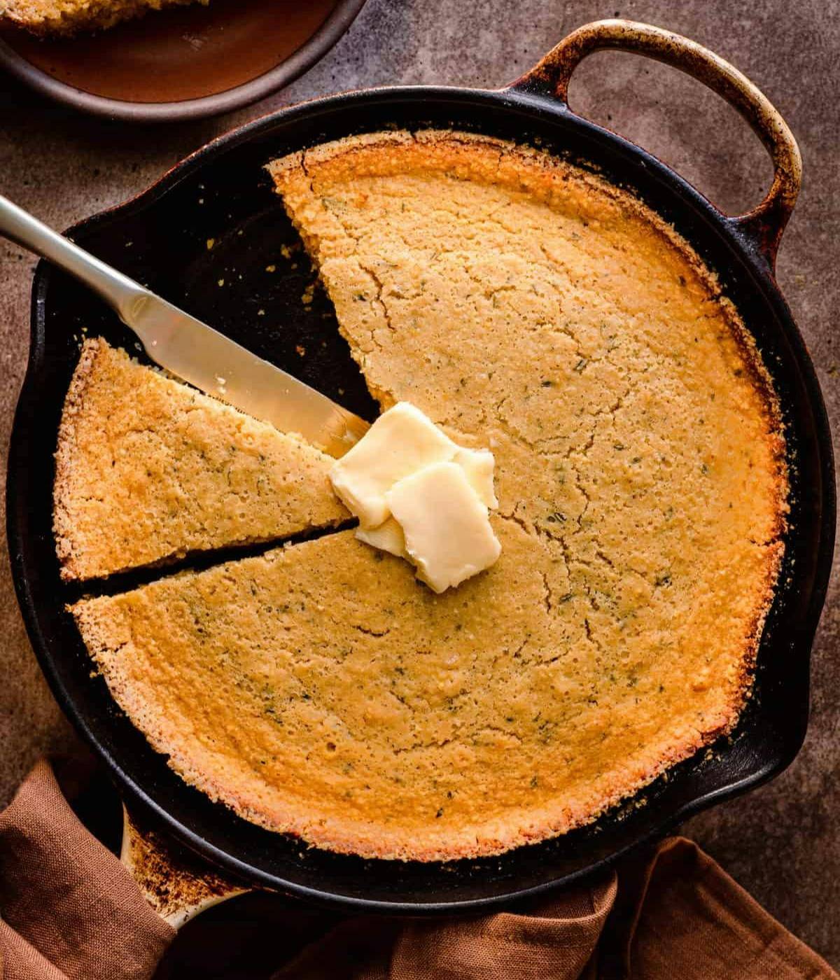 vegan cornbread in cast iron pan