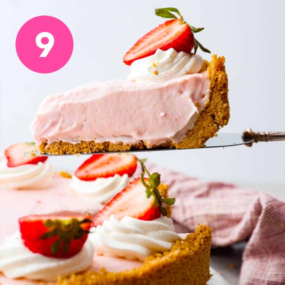 No-Bake Strawberry Cheesecake