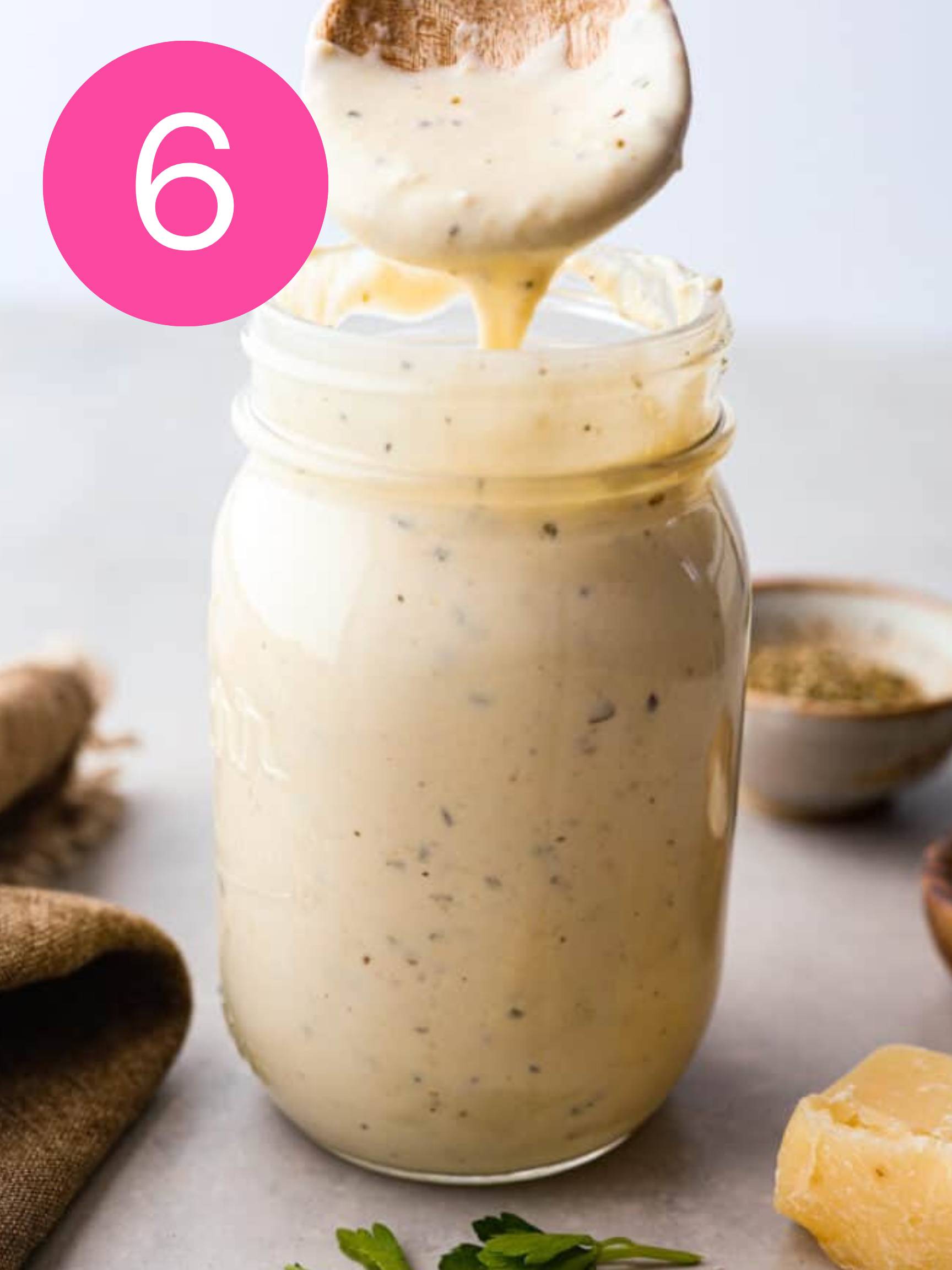 THE BEST HOMEMADE ALFREDO SAUCE