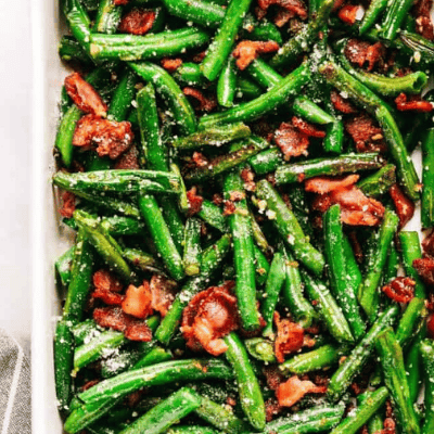 Garlic Parmesan Green Beans with Bacon