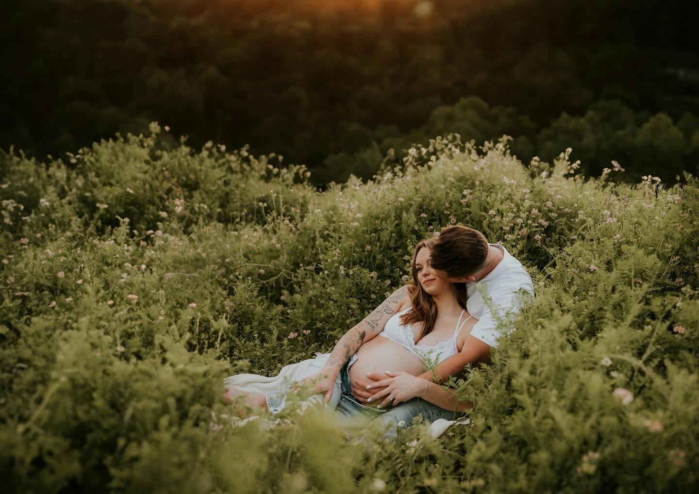 📖 The moment you find out you’re bringing a new life into the world, everything changes 🌸…

Being pregnant with your first child is like embarking on the most incredible journey you could ever imagine. Every flutter and kick, every new craving and emotion, reminds you that life is growing inside you, a beautiful testament to love and new beginnings.

During this maternity session the emotions were palpable. The joy, the anticipation, the love that radiated from the parents-to-be was something truly special. 

Life is about to change in the most wonderful ways, and these photos are a celebration of that transformation.

Think about those quiet moments when you’re alone, feeling the baby move, dreaming about their future. The sleepless nights, the endless questions, and the overwhelming love that fills your heart. It’s these moments that make up the beautiful chaos of becoming a parent.

As I look through these photos, I see not just a glowing mom-to-be, but a family on the cusp of their greatest adventure. Each image is a reminder that life’s greatest joys often come from the smallest beginnings.

Do you remember the moment you found out you were expecting? Or perhaps the day you felt that first kick? 

Share your beautiful memories and let’s celebrate the journey of motherhood together. 💬👇

Would you like more details or to schedule a maternity photo session? Contact me today and let’s capture the beauty of your journey to motherhood. 📸💕
.
.
.
.
.
.
.
#TwinCitiesMaternity #MinnesotaPhotography #PregnancyJourney #FirstChild #MaternityMoments #FamilyLove #ExpectingMoms #MotherhoodMagic #LifeChangingMoments #TwinCitiesPhotographer #MinnesotaMaternityPhotos #TwinCitiesExpecting #MinnesotaMoms #TwinCitiesFamilyPhotos #stpaulphotographer  #TwinCitiesMaternity #MinnesotaPhotography #ExpectingMoms #MotherhoodMagic #LifeChangingMoments #TwinCitiesPhotographer