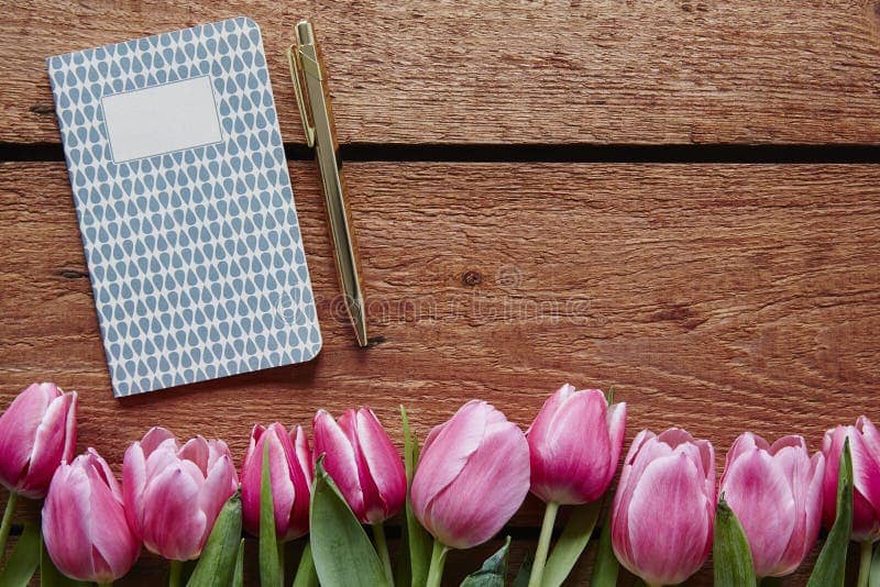 Writing paper and tulips