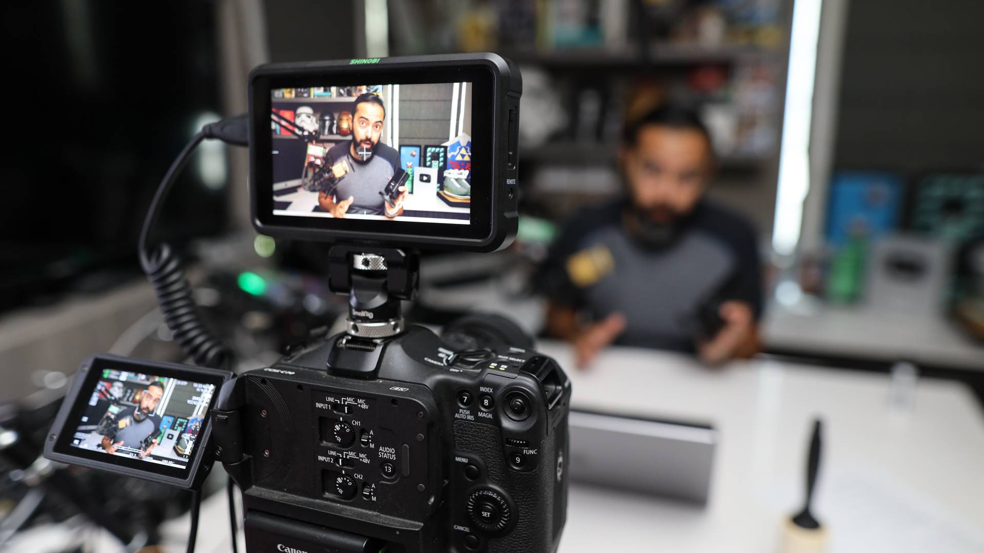 Pat Flynn recording content