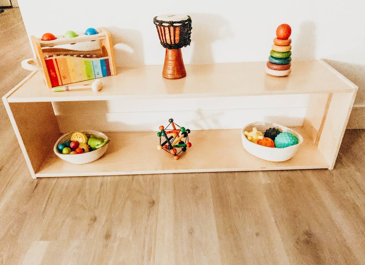 5 Rules to Implementing Montessori With Babies & Toddlers