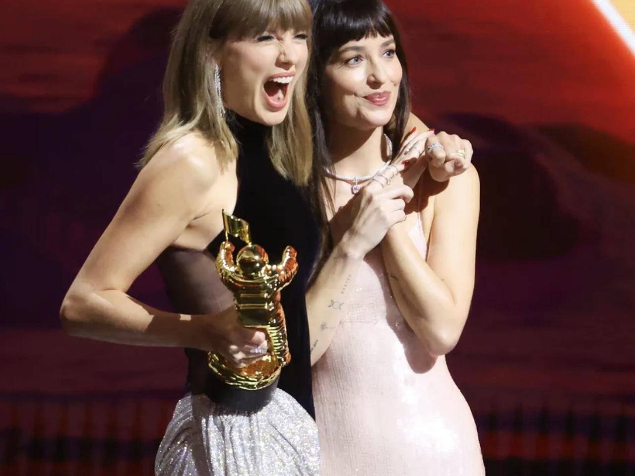 Taylor Swift  en los VMAs 2026.
