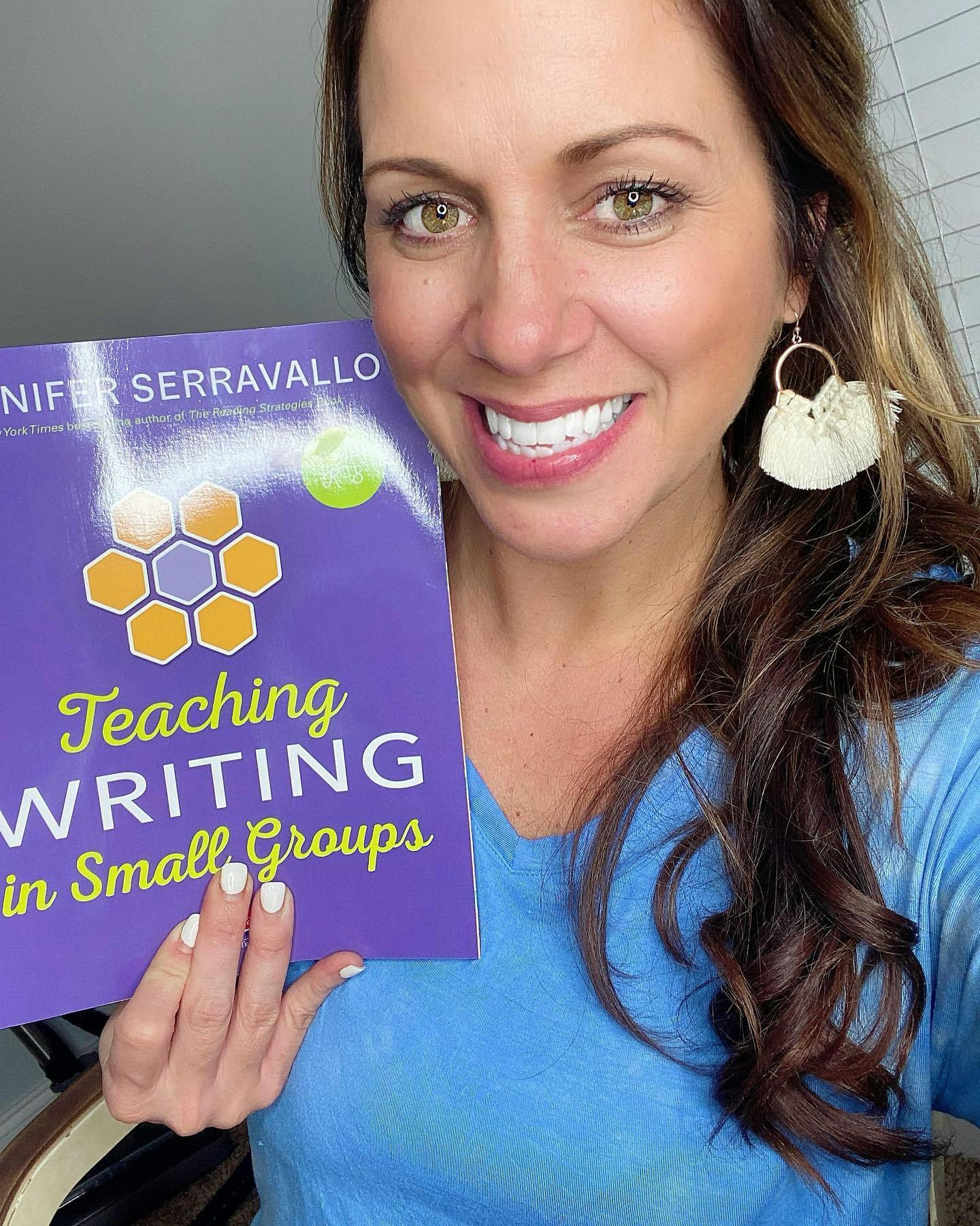 Look what I got today!!! Raise your hand in the comments if you’re up for a book study!!! 🙋🏻‍♀️🙋🏻‍♀️🙋🏻‍♀️
✨
✨
✨
✨
✨
✨
✨
#literacyleadership
#literacyleader
#readingteacher
#iteachreading
#readingspecialist
#literacymatters
#literacyinstruction
#literacycoach
#readingcoach
#instuctionalleader
#instructionalcoach
#schoolleader
#assistantprincipal
#principal
#academiccoach
#iteachtoo
#teachersofinstagram
#comprehension
#readingconferences
#studentconferences
#studentfeedback
#conferring
#serravallo 
#serravallostrategies 
#writinginsmallgroups