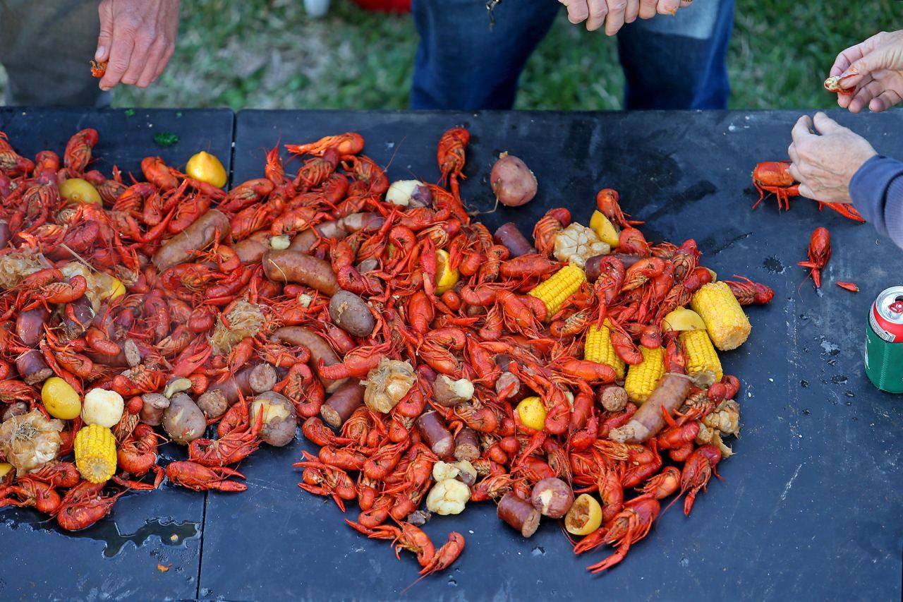Live crawfish available for Father's Day Weekend!

PRICING:
• Full Sack (~35 lb) = $4.75/lb 🦞
• Half Sack (~15 lb) = $5.75/lb

Place orders by Wednesday at noon

Savannah Pickup - Friday, June 13
Chattanooga Pickup - Sat, June 14

Call to Order 404-660-0065

🦐🦞🦀🦐🦞🦀🦐🦞🦀🦐🦞🦀
Wholesaler? Contact us for bulk pricing!
