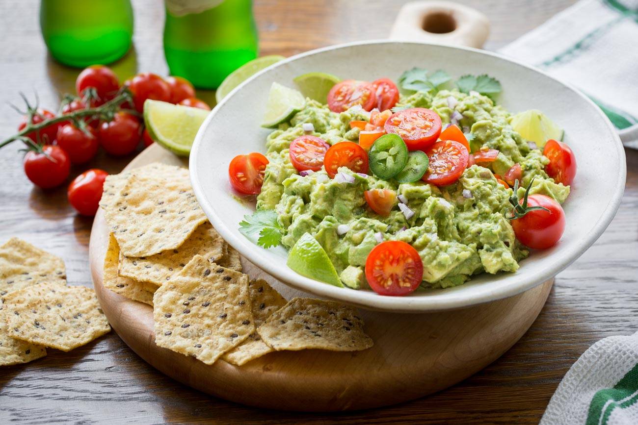 Easy Spicy Guacamole