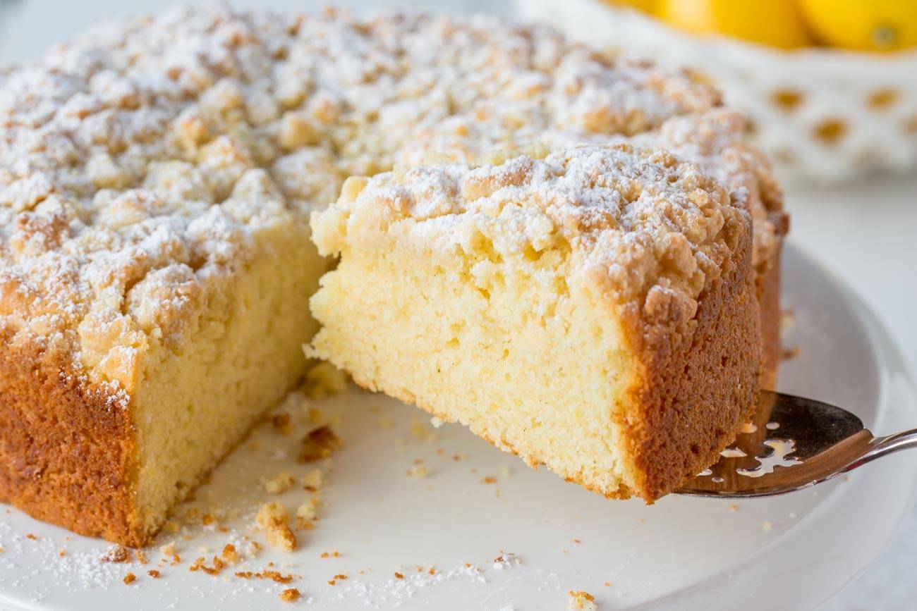 Lemon Crumble Breakfast Cake