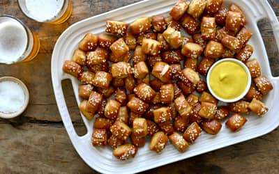 Easy Homemade Soft Pretzel Bites