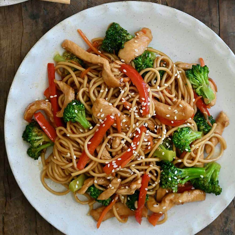 Teriyaki chicken with noodles