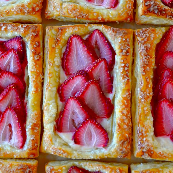 5-Ingredient Strawberry Breakfast Pastires