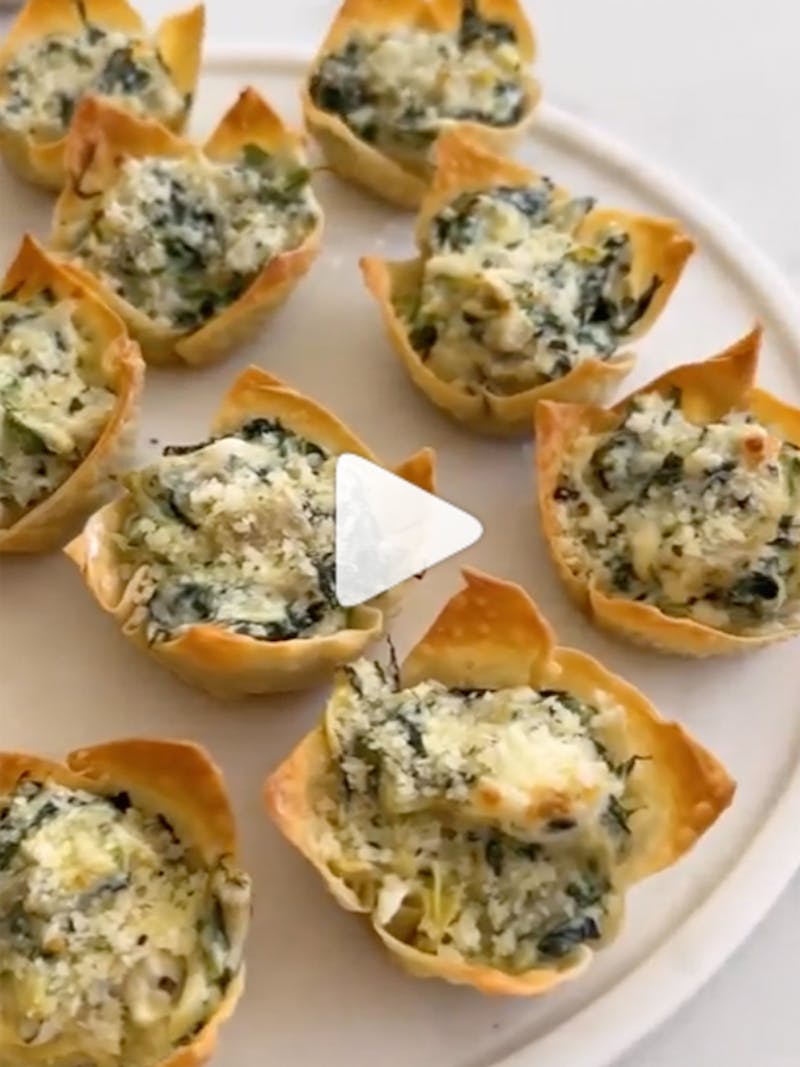 Spinach-Artichoke Dip Wonton Cups