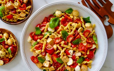 Bruschetta Pasta Salad with Chicken