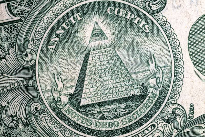 The great seal of the united states pyramid
