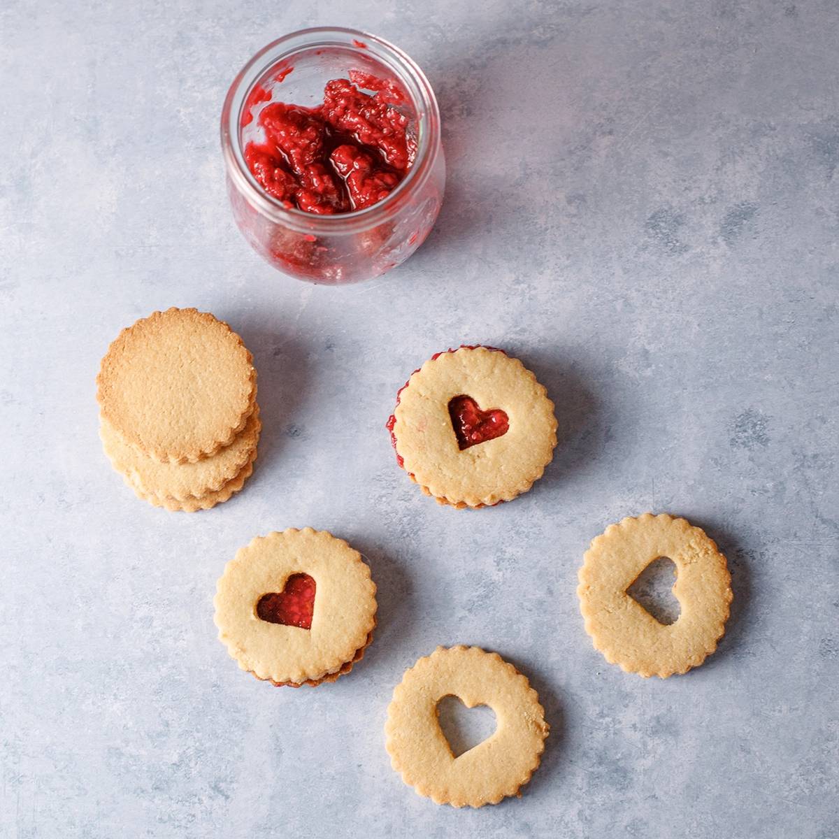 Linzer Cookies