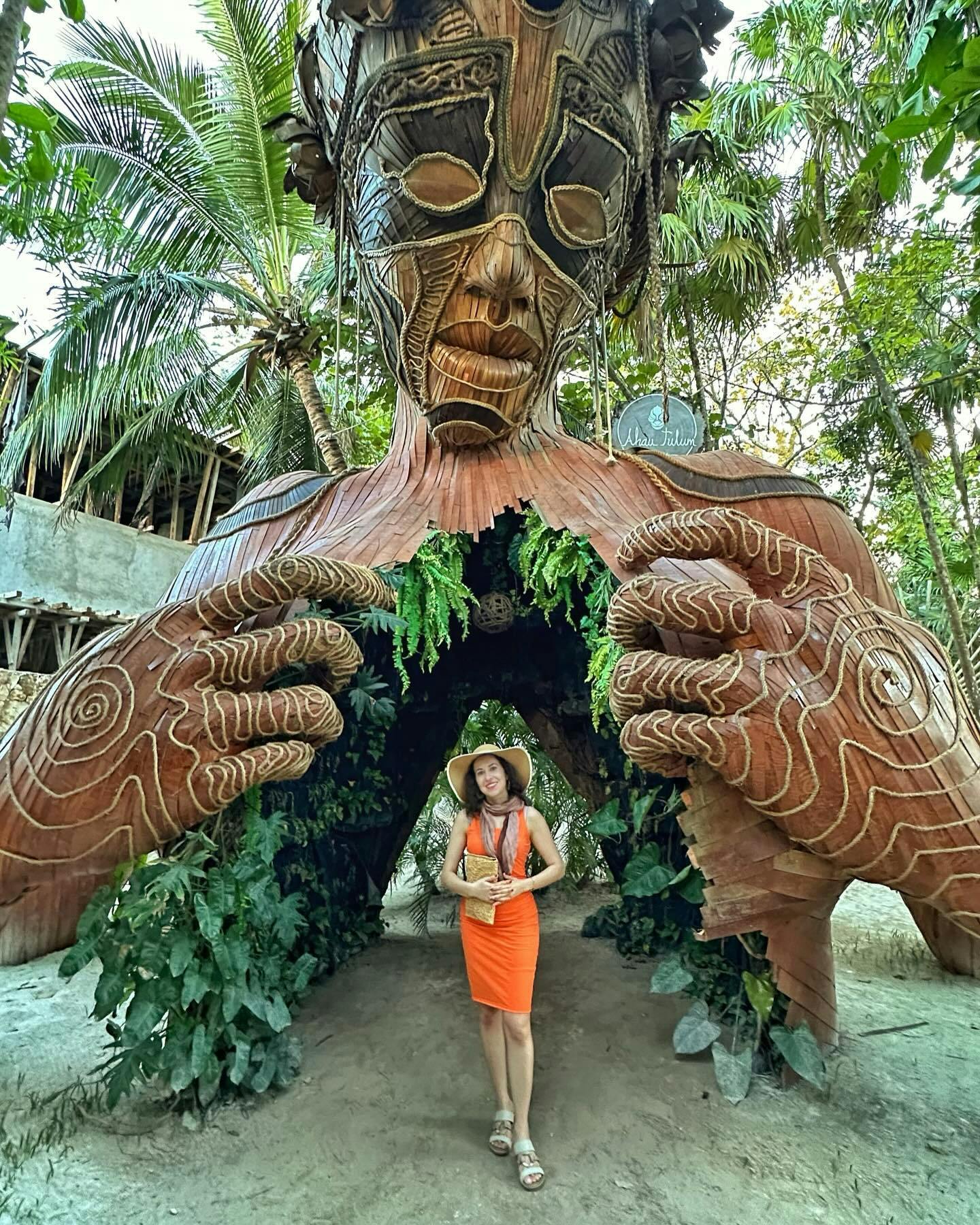 Spread your wings and let your heart lead you to your purpose ❤️ 

#tulummexico #venalaluz #purposedrivenlife #lifepurposecoaching #tulumvibes #tulum #mexico