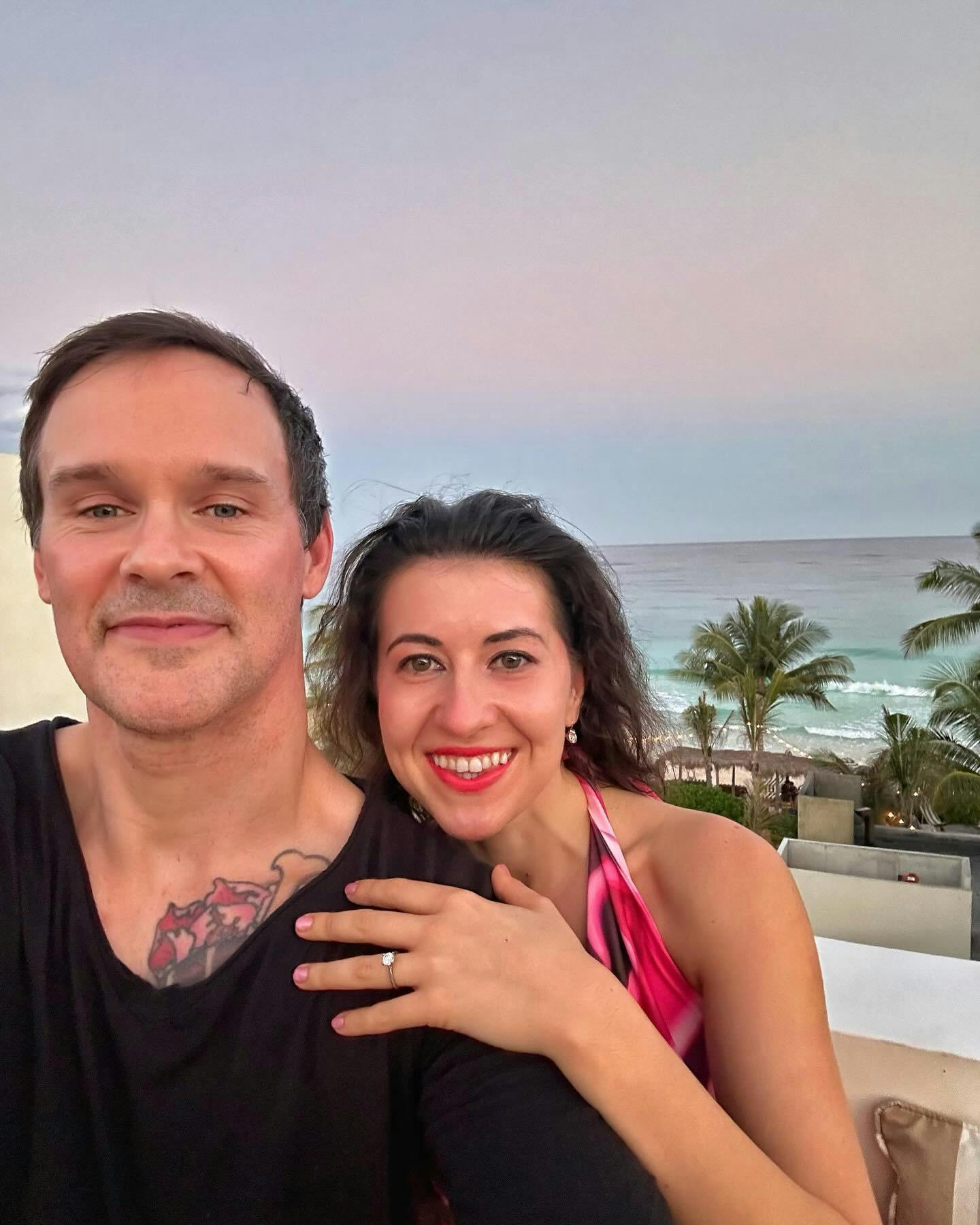 A very romantic surprise during our vacation in Mexico 🙂 Saying ‘YES’ to a new chapter of my life with my love ❤️

When you are really clear on what you want in a relationship, and strive to you possess those qualities yourself, the Universe helps you manifest it when you the least expect it 🙂

Grateful for the blessing to be consciously rising in love with my dream partner 💍♥️🌹 

#engaged #love