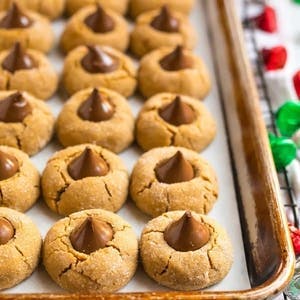 Peanut Butter Blossom Cookies