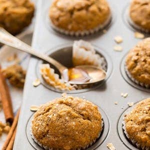 Applesauce Muffins