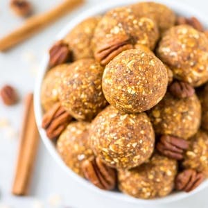 No Bake Pumpkin Energy Balls